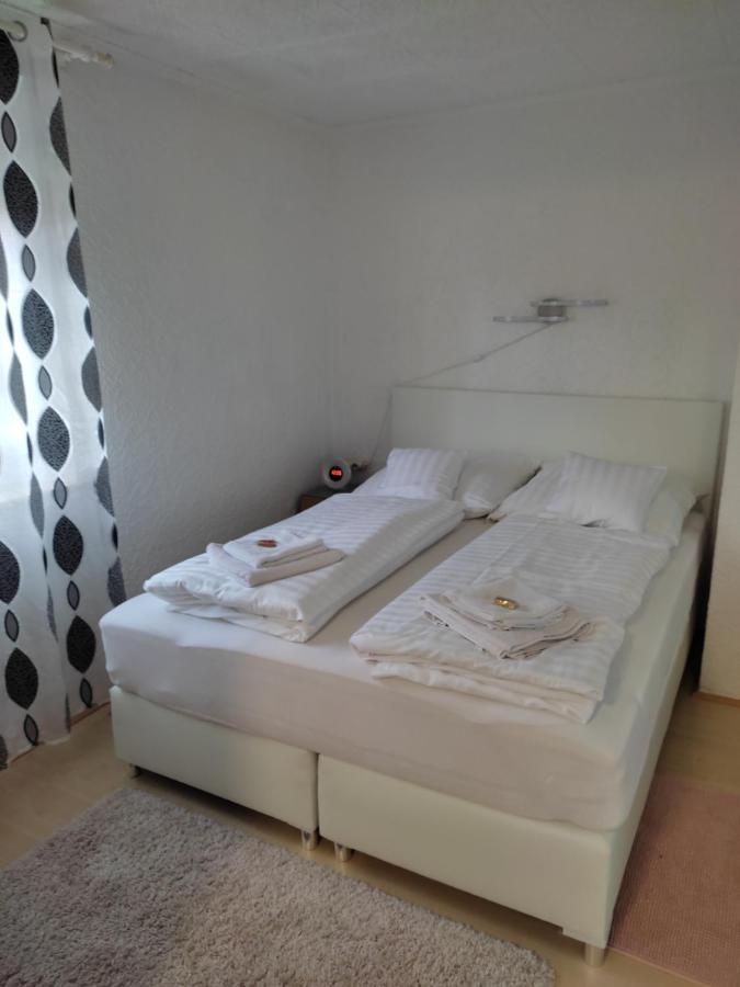 Gästezimmer Boxenstopp Veitsbronn