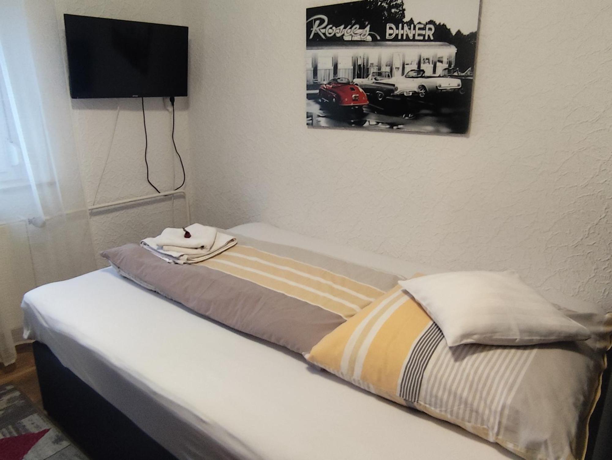 Gästezimmer Boxenstopp Privatunterkunft Veitsbronn